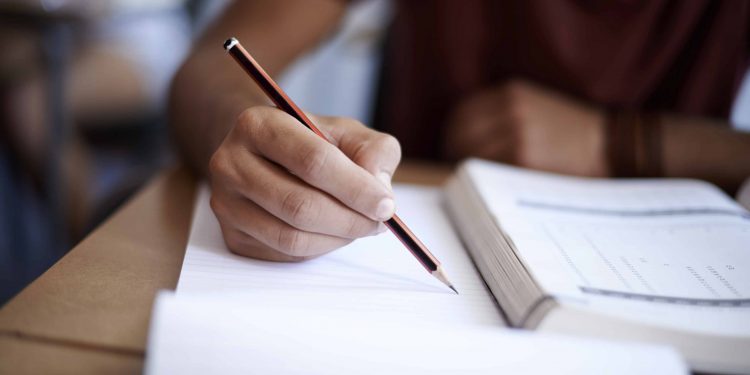 An Overview Regarding Basics Of Writing A Quality Essay!
