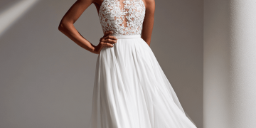 lace bridal gowns